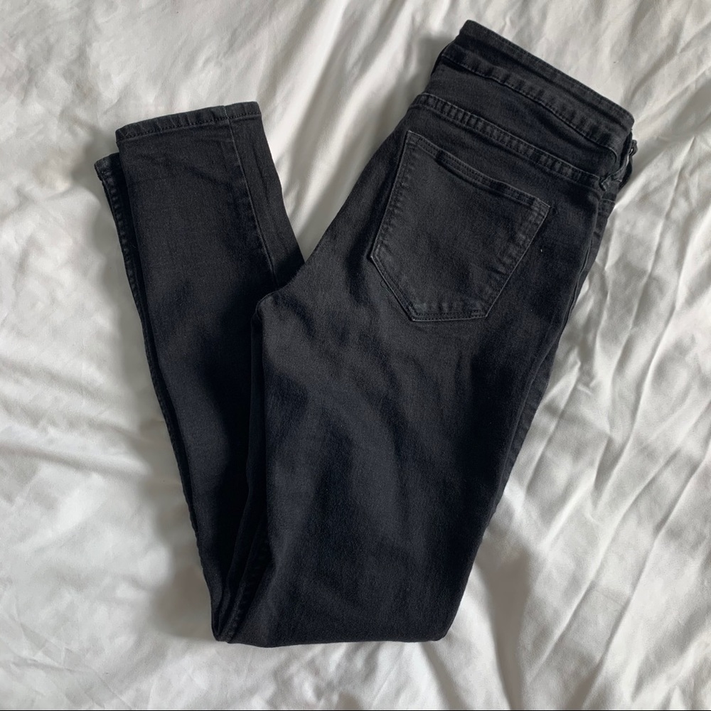 💖 H&M Black Denim High Rise Skinny Jeans